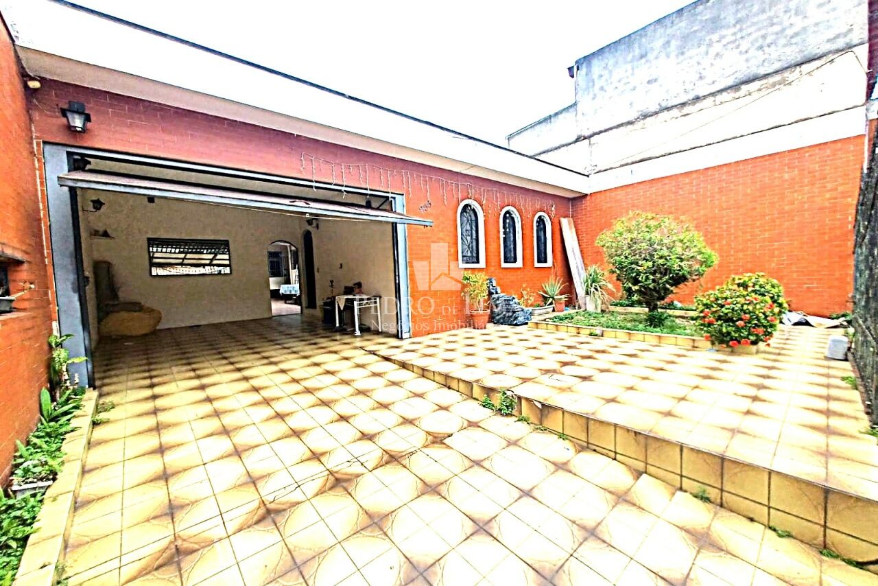 imagem do imovel Casa Térrea na Vila Formosa 3 quartos, 2 banheiros, 3 vagas de garagem ref: TP30274