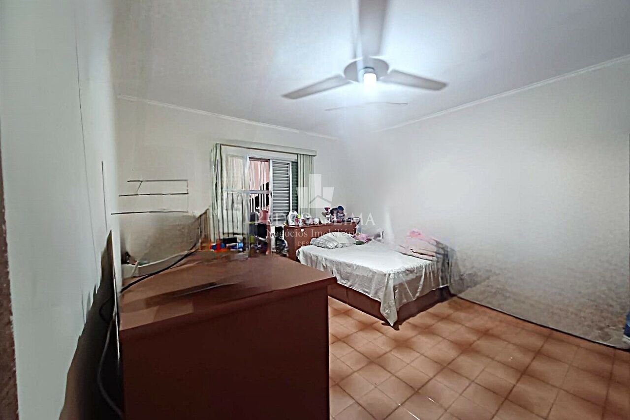 Casa Térrea na Vila Formosa 3 quartos, 2 banheiros, 3 vagas de garagem