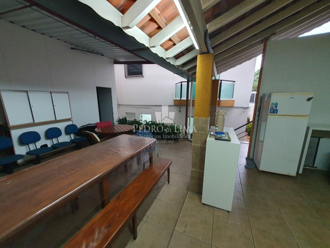 Sobrado bem localizado no Tatuapé, fins comerciais, 260m2 de terreno e 350m2 de área construída.