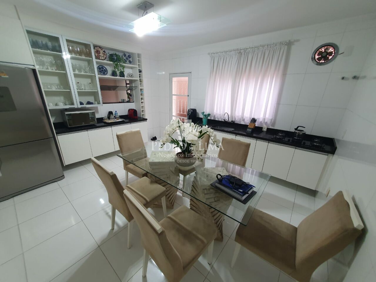 imagem do imovel Dois sobrados para fins residenciais no mesmo terreno ! aprox. 400m² de área construída ref: TP30277