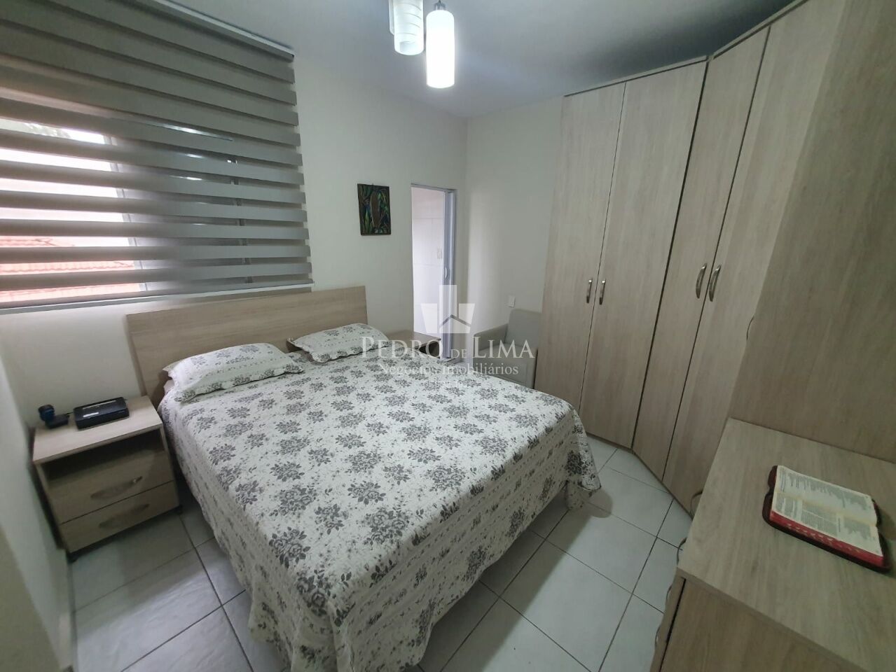 Dois sobrados para fins residenciais no mesmo terreno ! aprox. 400m² de área construída