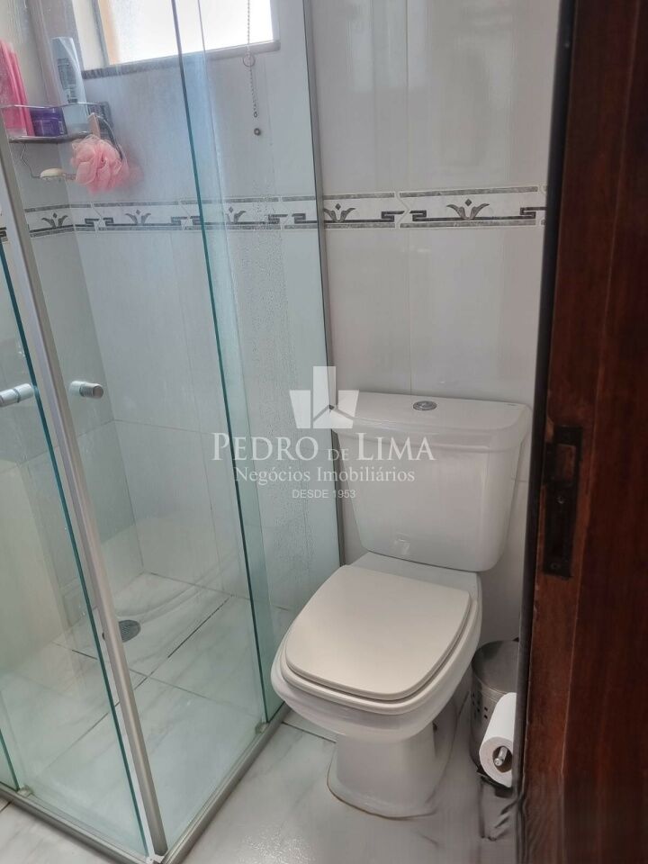 Casa com 3 dormitórios sendo 1 suíte, 3 banheiros, 2 vagas de garagem Vila Prudente