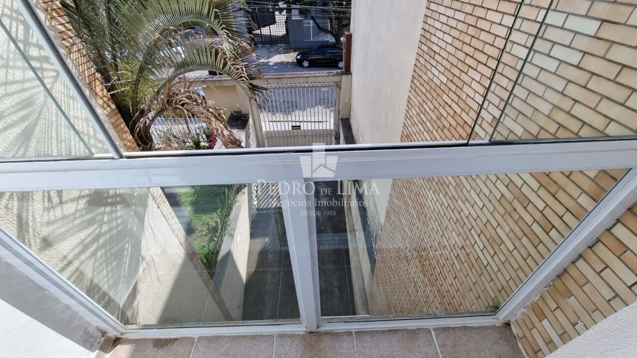 Sobrado em Condomínio, 3 quartos, 1 suíte, 2 vagas