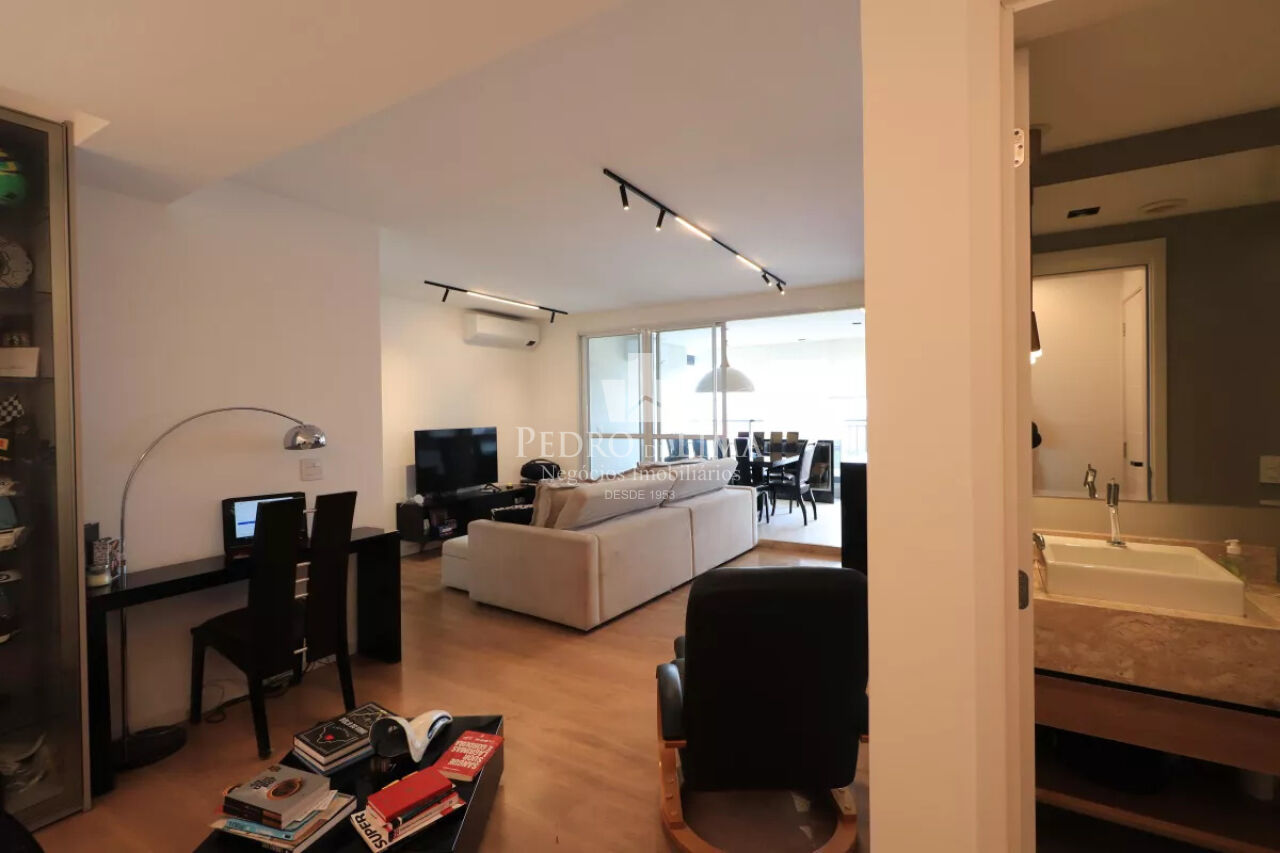 Apartamento Tatuapé - 3 Suítes - 2 Vagas Determinadas - Depósito