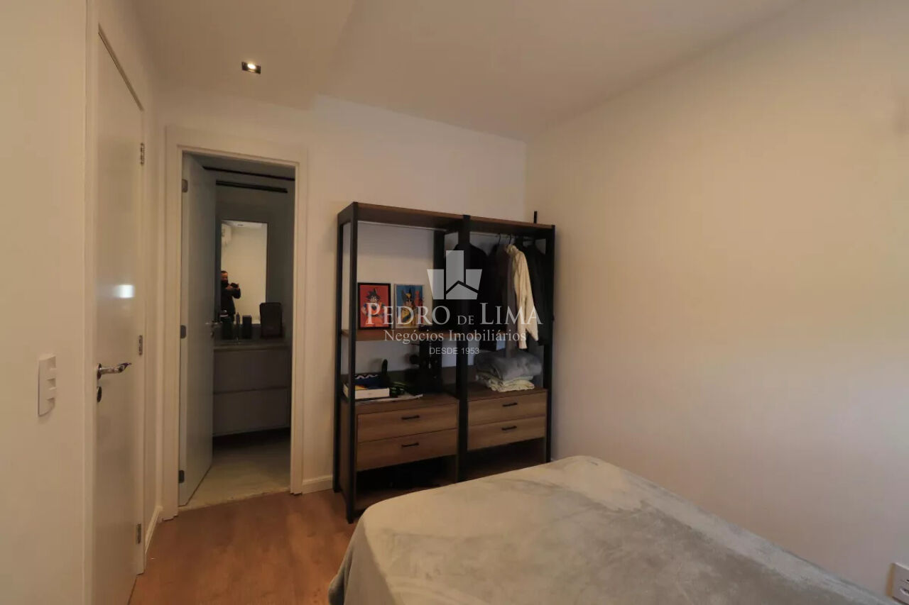 Apartamento Tatuapé - 3 Suítes - 2 Vagas Determinadas - Depósito