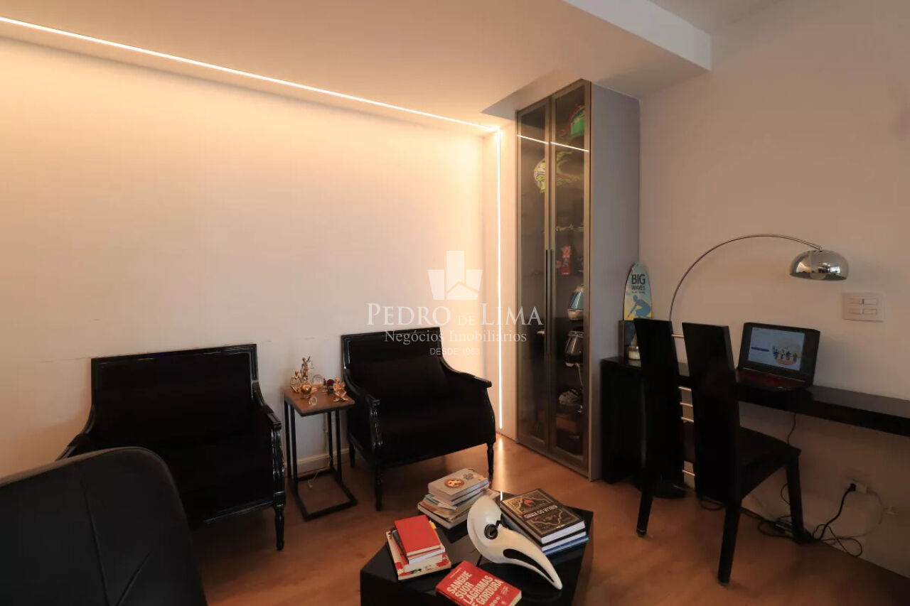 Apartamento Tatuapé - 3 Suítes - 2 Vagas Determinadas - Depósito
