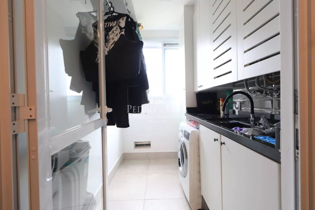 Apartamento Tatuapé - 3 Suítes - 2 Vagas Determinadas - Depósito