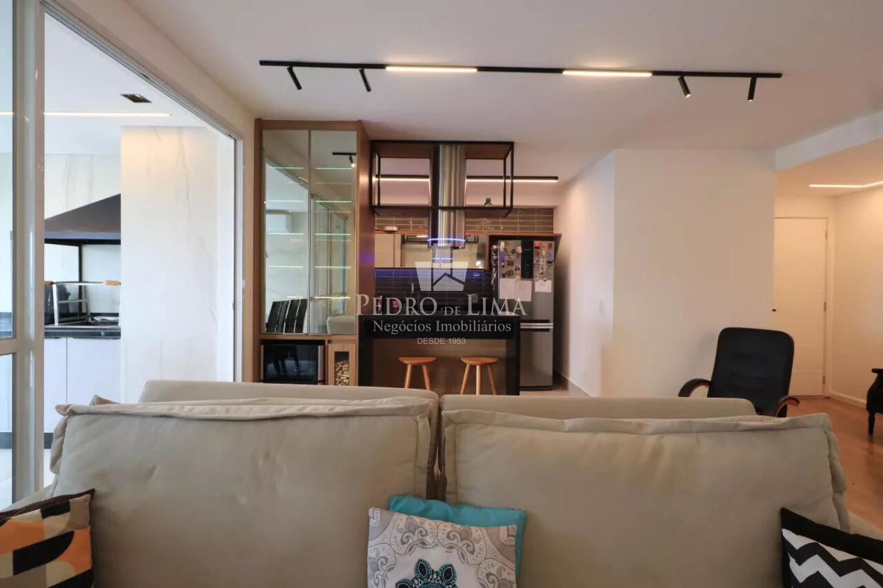 Apartamento Tatuapé - 3 Suítes - 2 Vagas Determinadas - Depósito