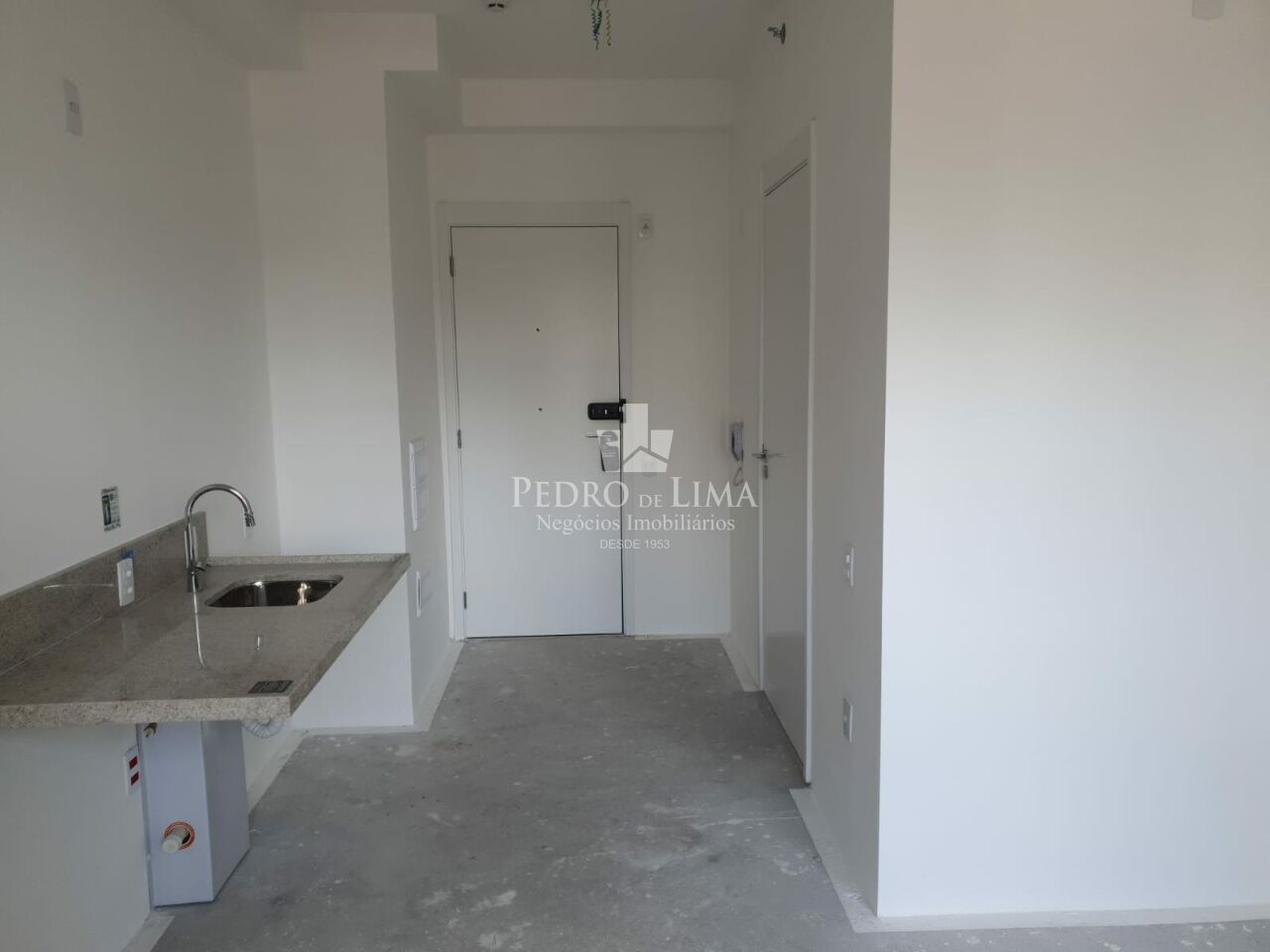 imagem do imovel Apartamento tipo Studio, próximo ao Metrô Tatuapé, 21m², 1 dormitório com varanda. ref: TP30301