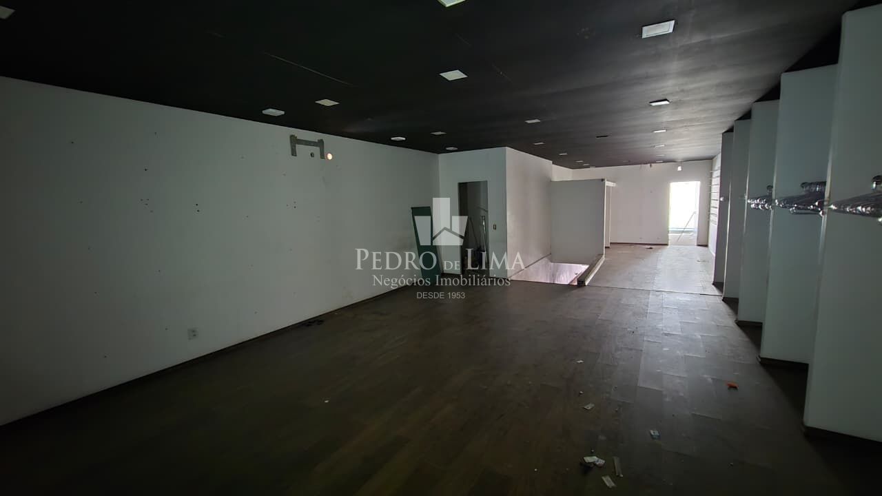 Salão Comercial/Loja com 2 Pavimentos na rua Itapura no Tatuapé