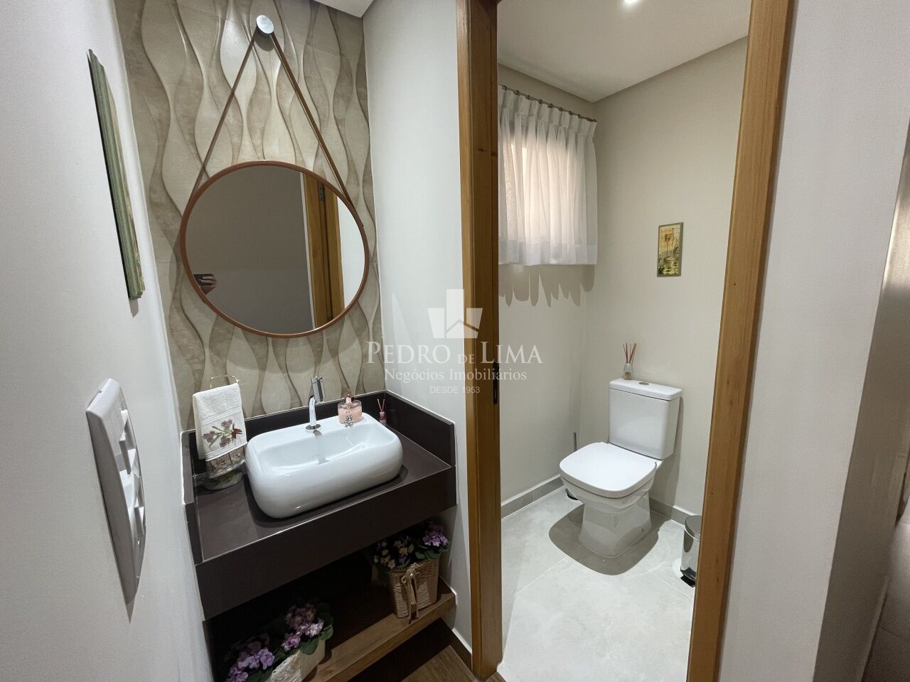 sobrado forntal 130m2 