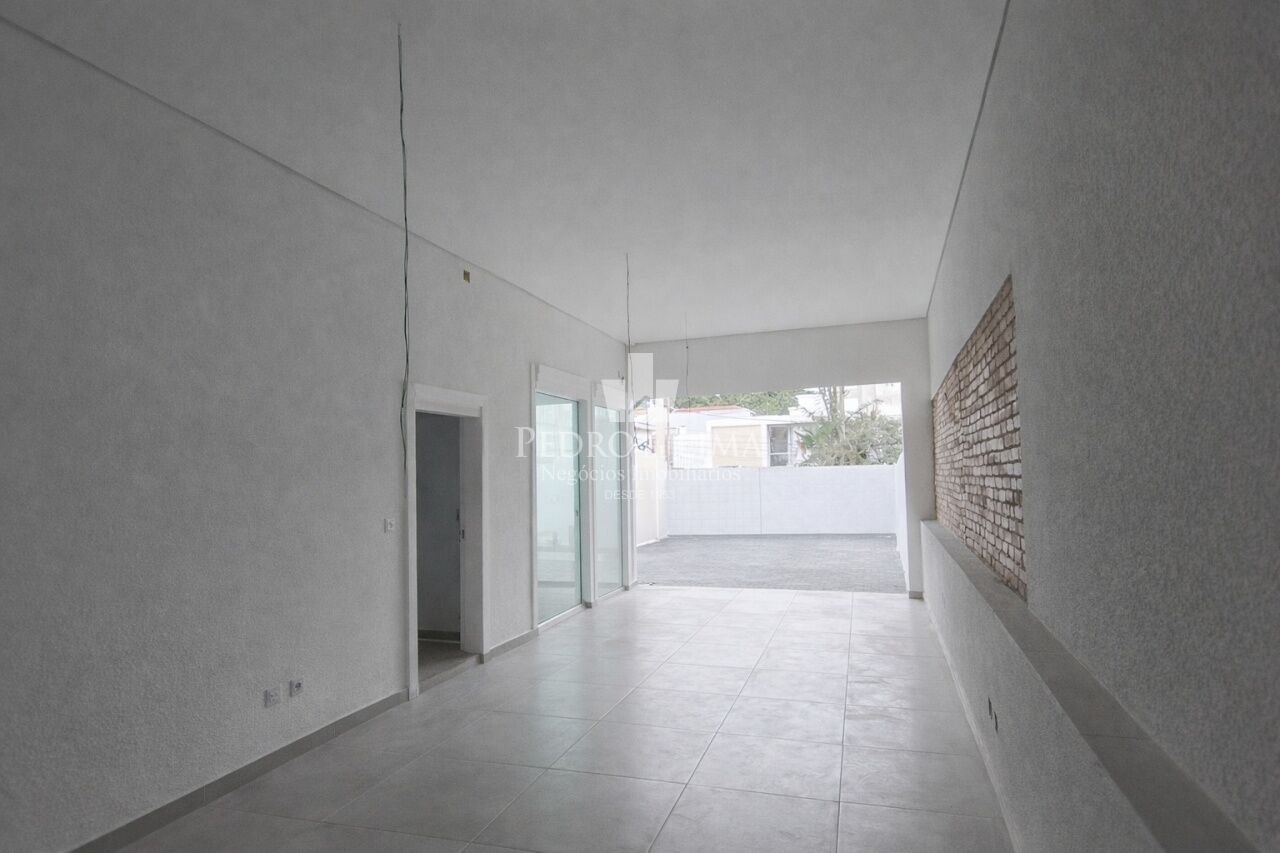 Salão com salas e área externa, 240m², 8 vagas, no Tatuapé.