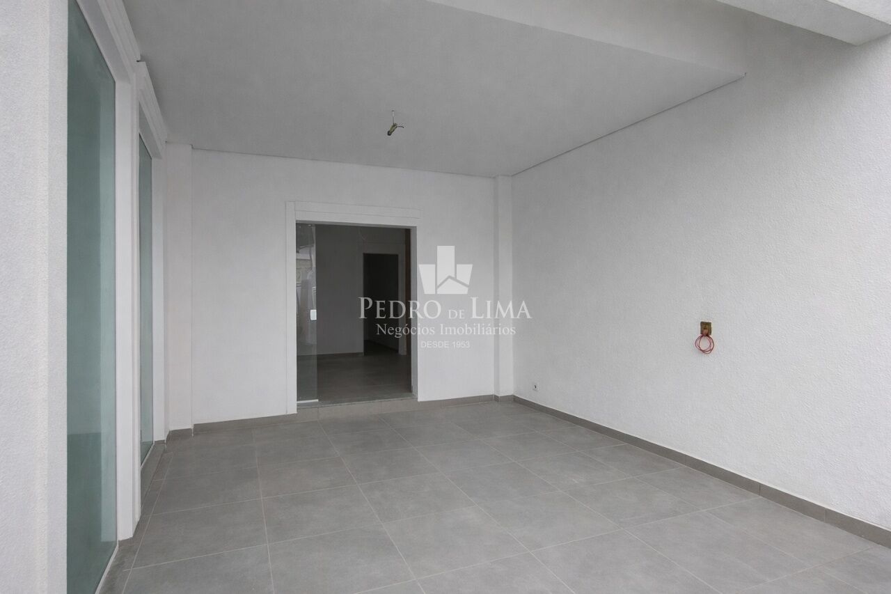 Salão com salas e área externa, 240m², 8 vagas, no Tatuapé.