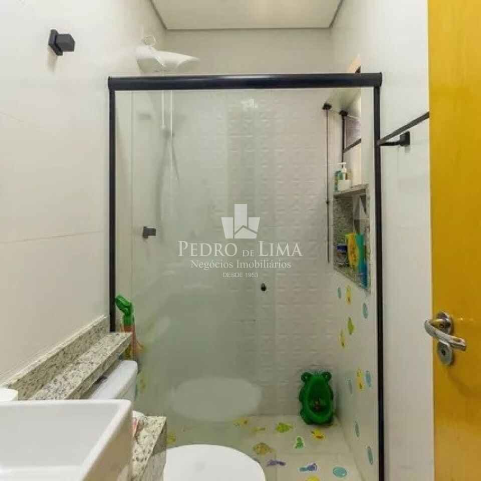 Sobrado Frontal  com Espaço Gourmet e Piscina, 3 suítes, lavabo, 2 vagas de garagem