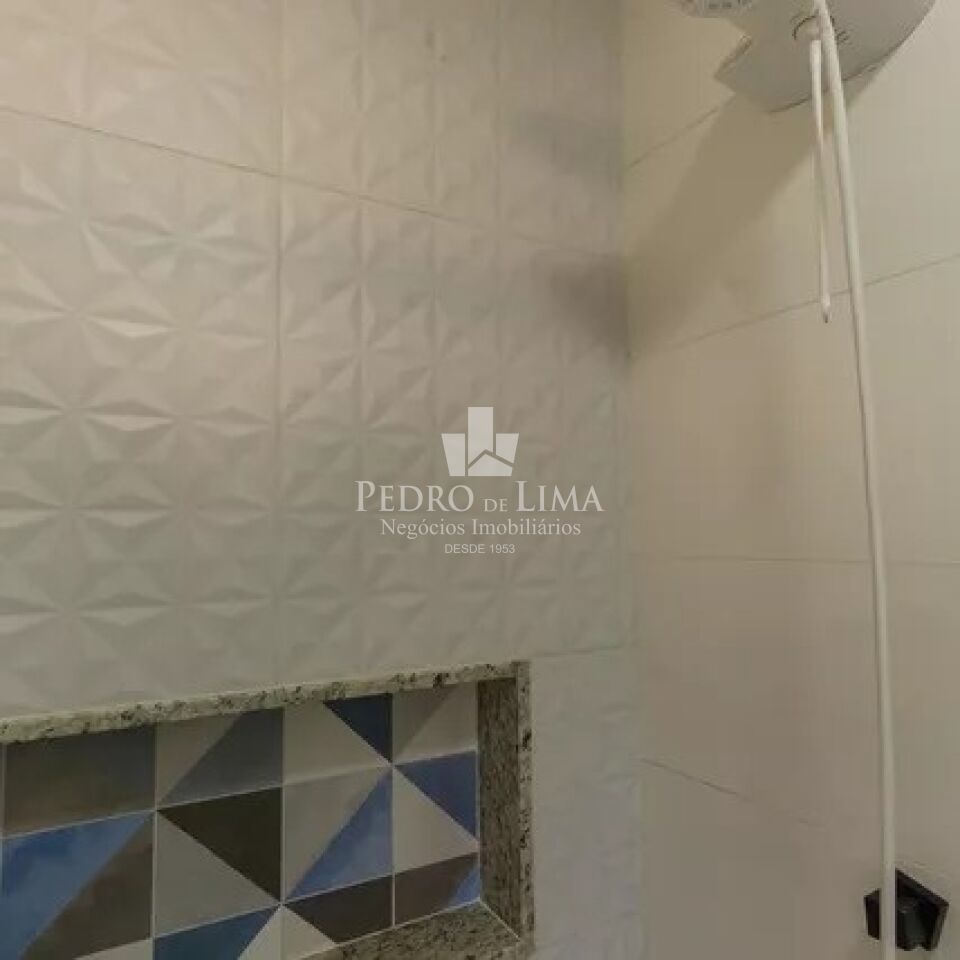 Sobrado Frontal  com Espaço Gourmet e Piscina, 3 suítes, lavabo, 2 vagas de garagem