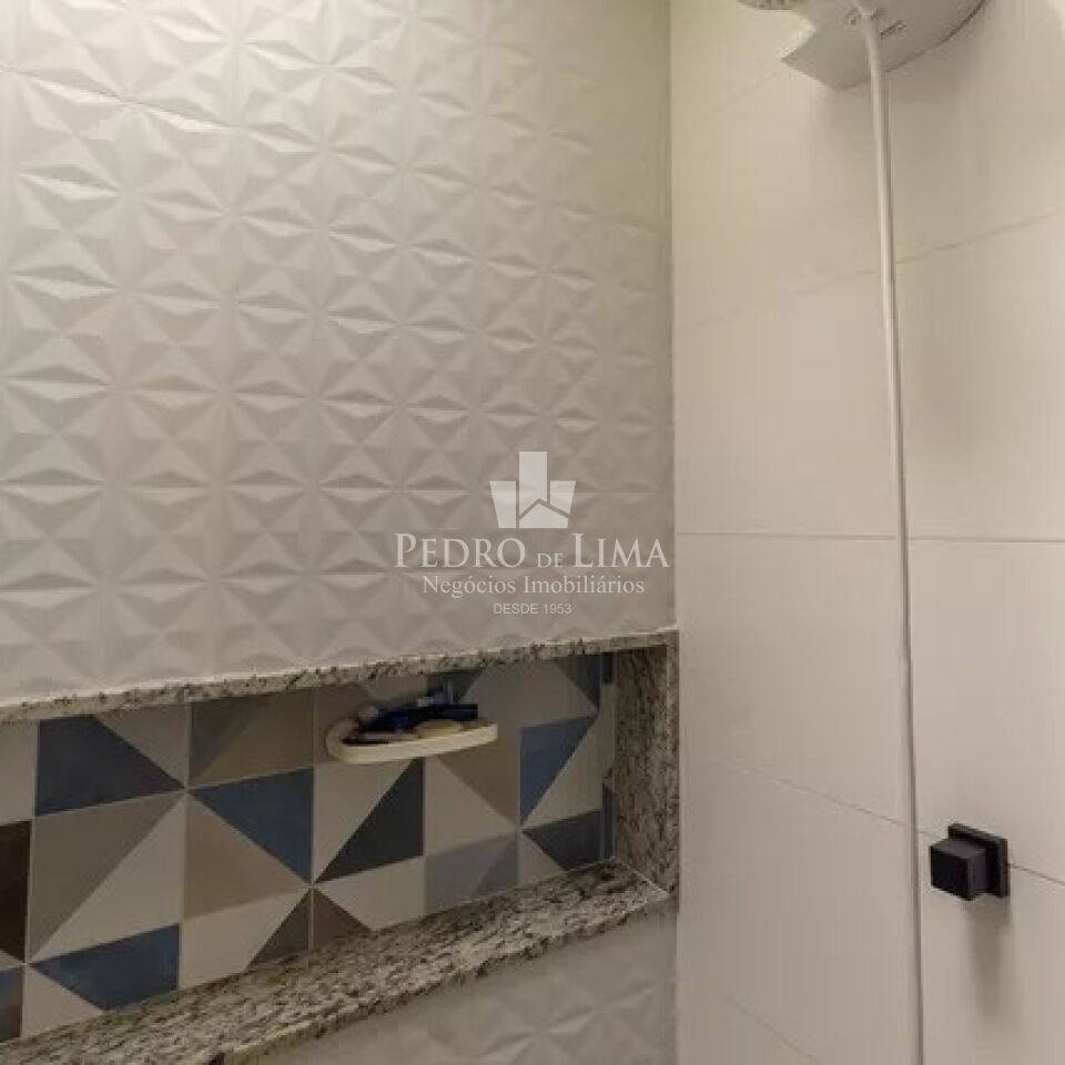 Sobrado Frontal  com Espaço Gourmet e Piscina, 3 suítes, lavabo, 2 vagas de garagem
