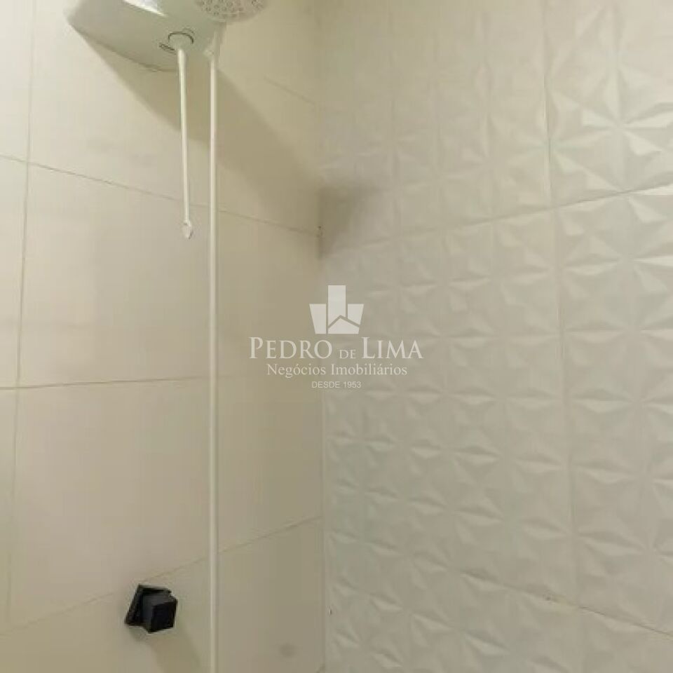 Sobrado Frontal  com Espaço Gourmet e Piscina, 3 suítes, lavabo, 2 vagas de garagem