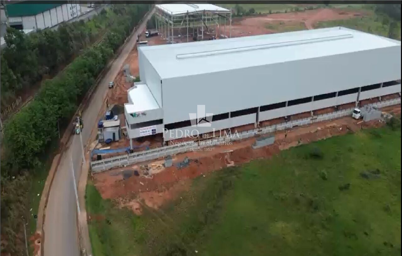 imagem do imovel Galpão Industrial 4.200m² de área útil, em Itaquaquecetuba. ref: TP30331