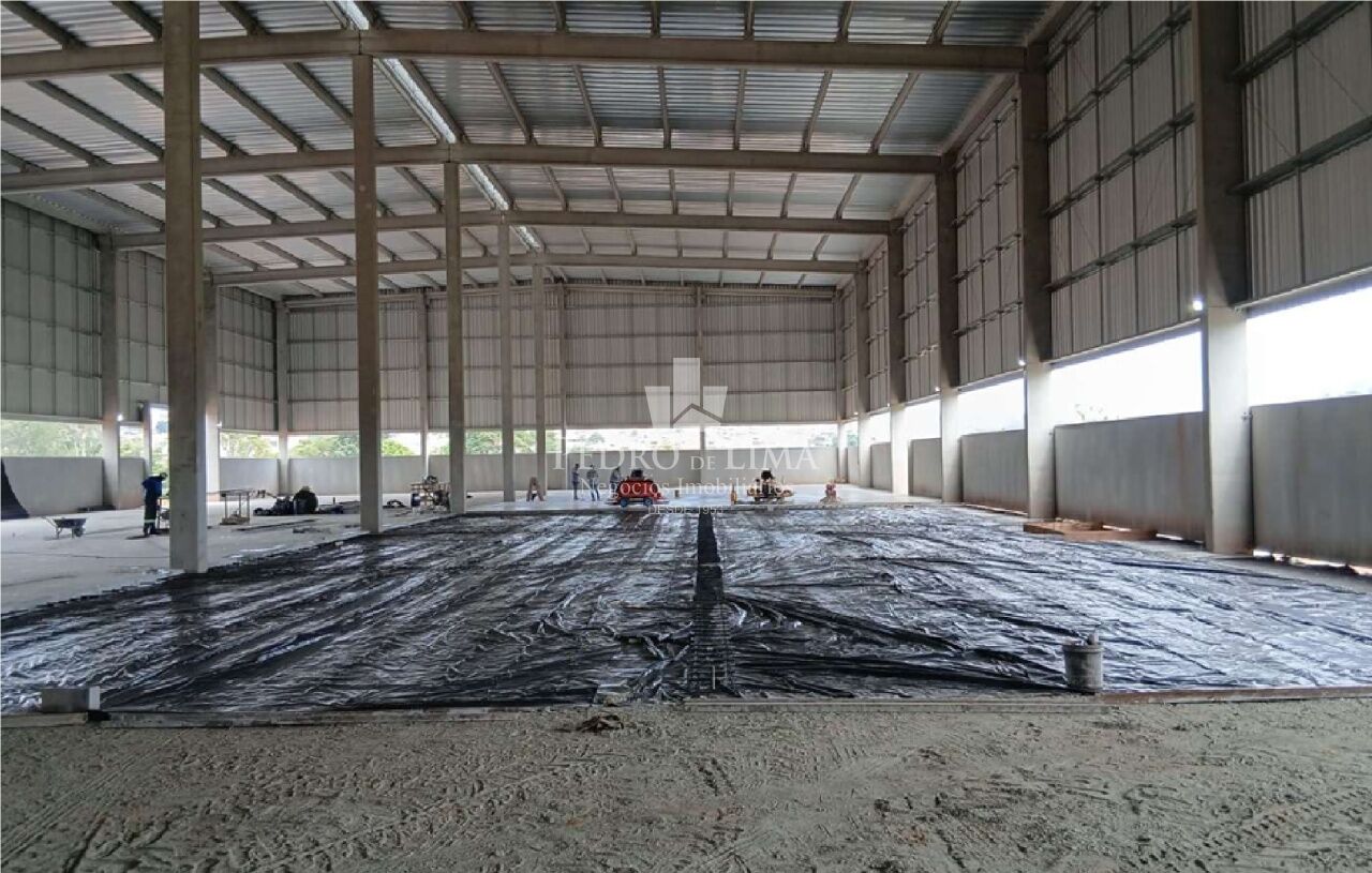 Galpão Industrial 4.200m² de área útil, em Itaquaquecetuba.