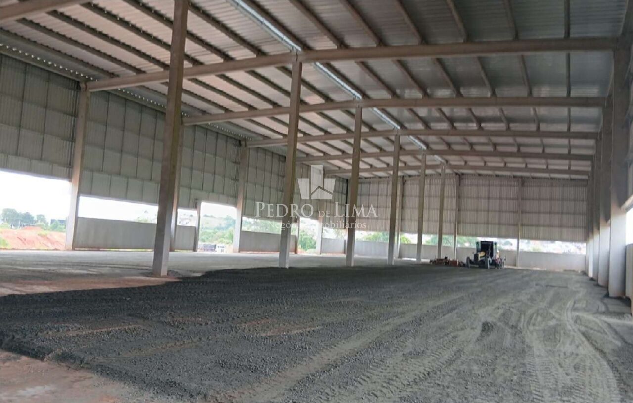 Galpão Industrial 4.200m² de área útil, em Itaquaquecetuba.