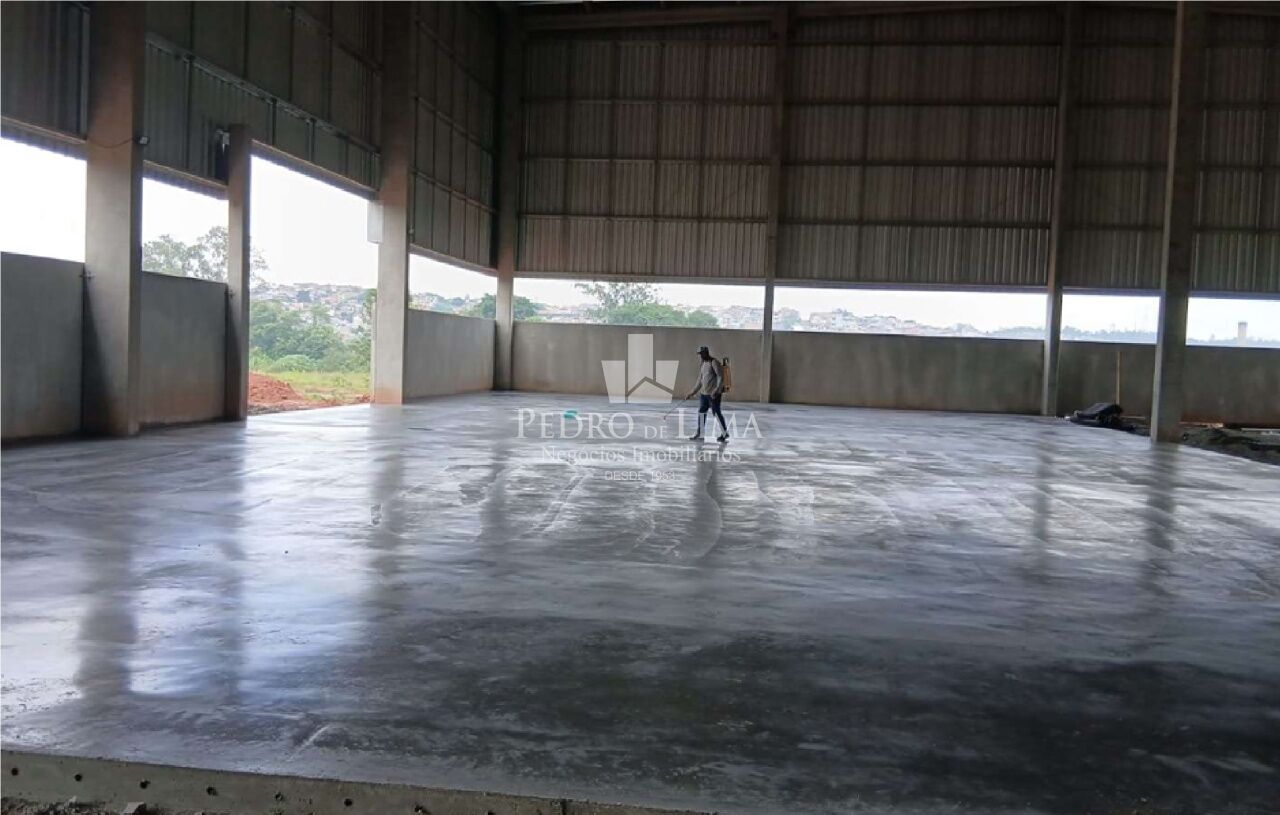 Galpão Industrial 4.200m² de área útil, em Itaquaquecetuba.