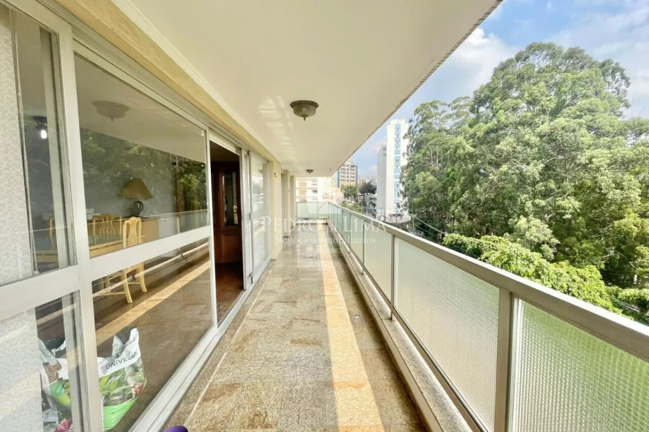 Apartamento Mooca em Frente ao Clube Juventus - 160m² -  3 quartos  (2 suítes)  