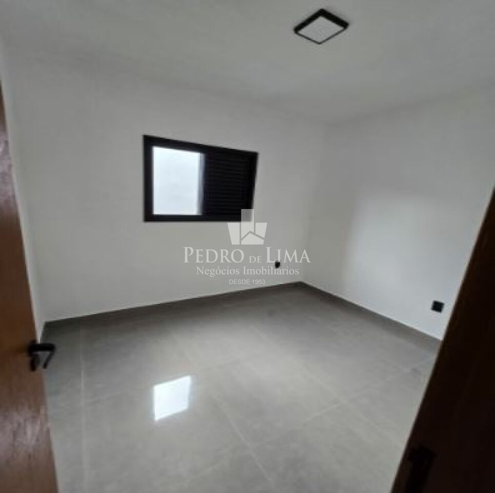 Sobrado 3 quartos, 2 vagas, Cidade Líder