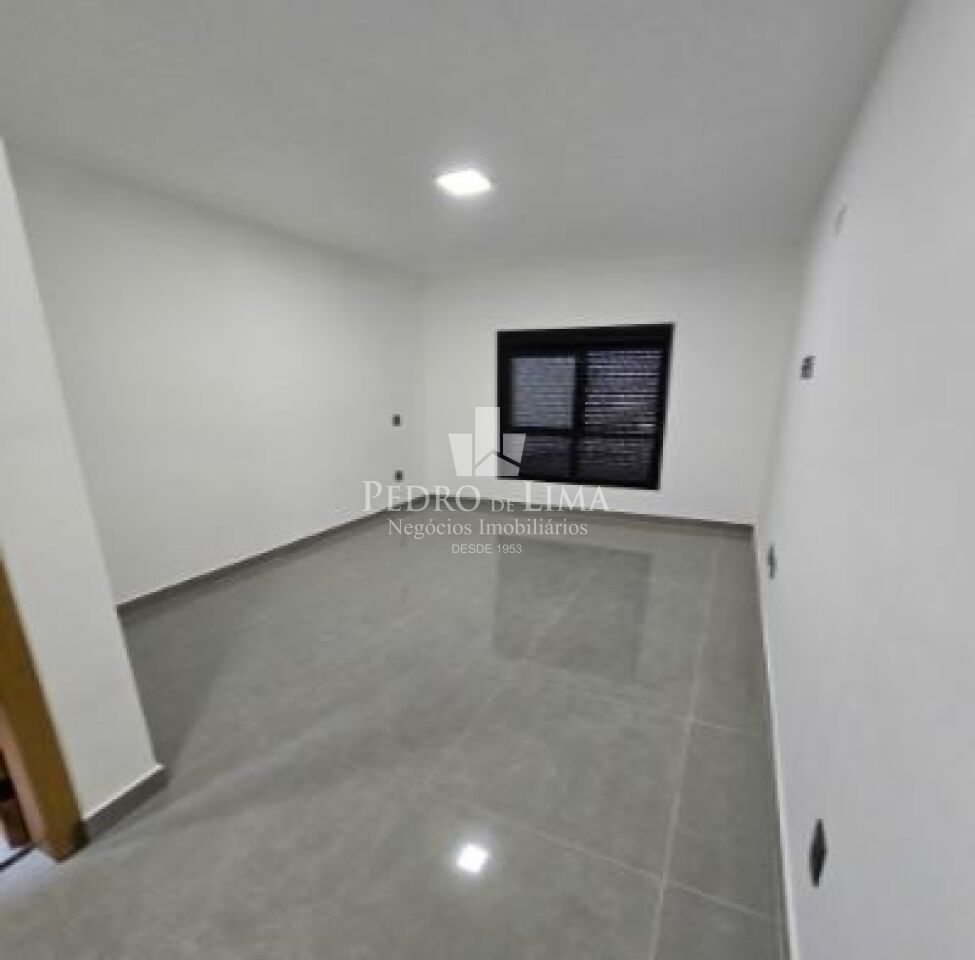 Sobrado 3 quartos, 2 vagas, Cidade Líder