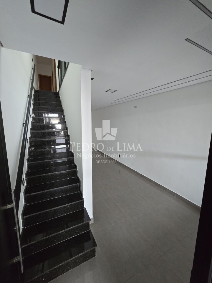 Sobrado 3 quartos, 2 vagas, Cidade Líder