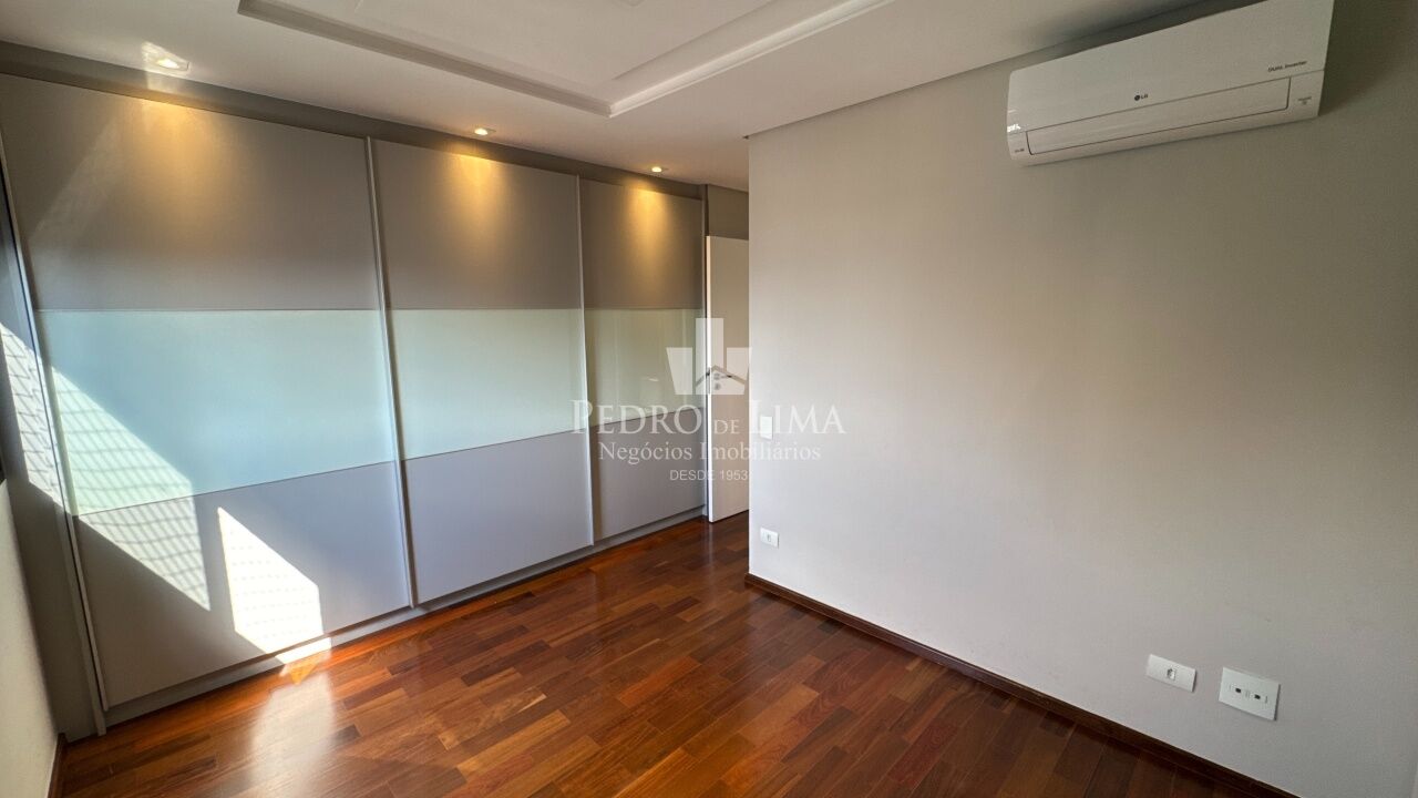 Lindíssimo apartamento no Anália Franco, edif. Firenze, 128,00m2, 2 vagas - totalmente reformado    