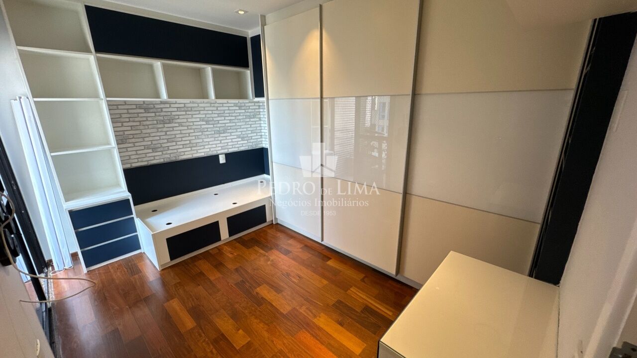 Lindíssimo apartamento no Anália Franco, edif. Firenze, 128,00m2, 2 vagas - totalmente reformado    