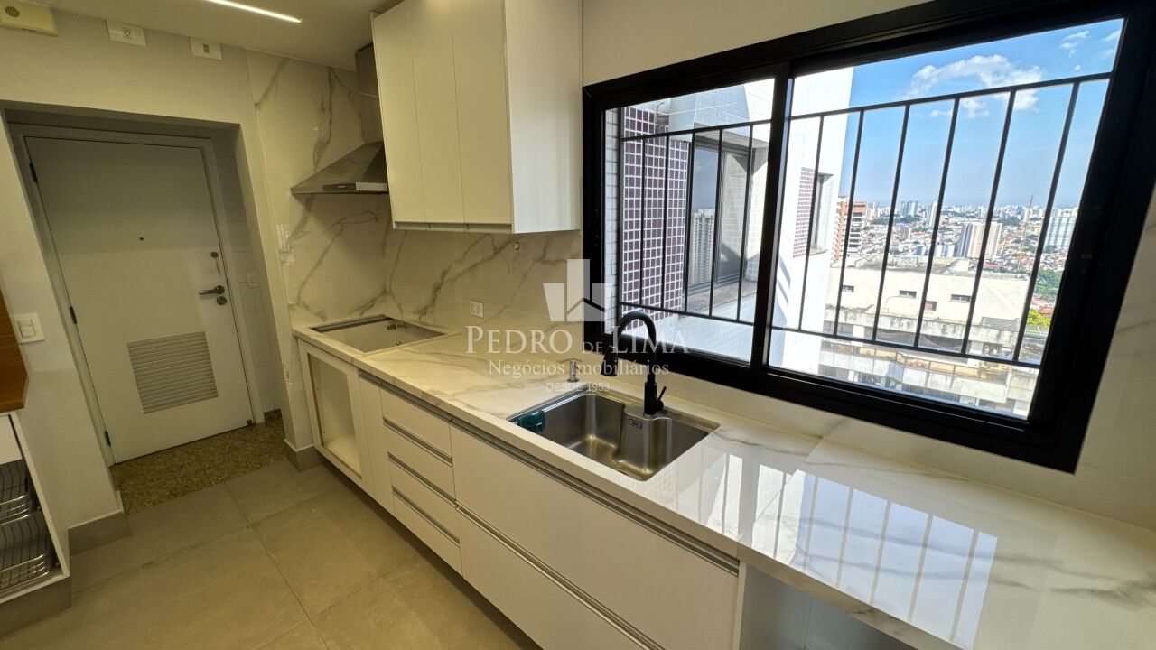 Lindíssimo apartamento no Anália Franco, edif. Firenze, 128,00m2, 2 vagas - totalmente reformado    