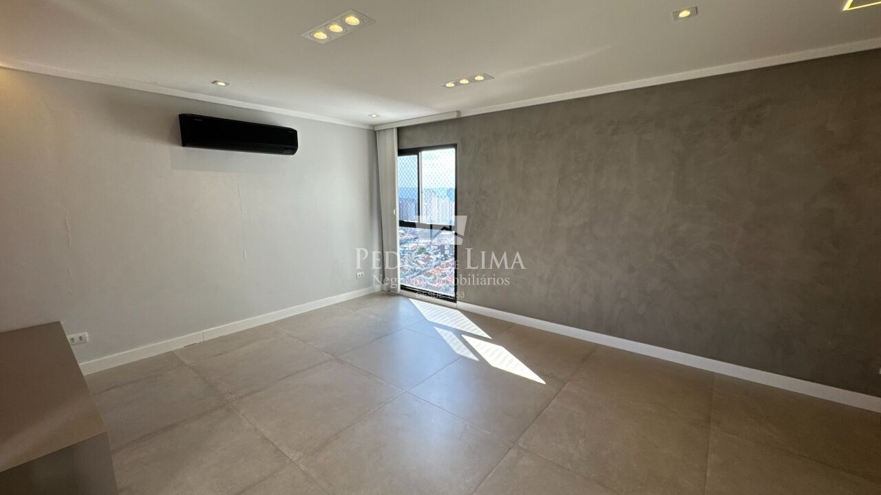 Lindíssimo apartamento no Anália Franco, edif. Firenze, 128,00m2, 2 vagas - totalmente reformado    