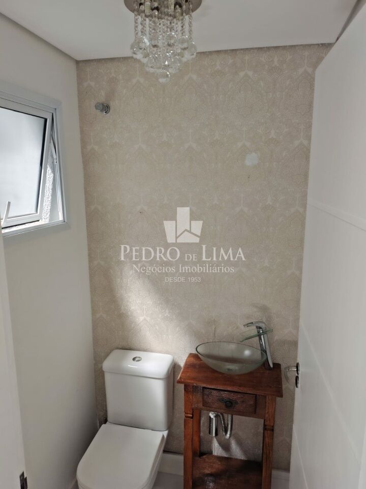 Excelente sobrado Alto da Mooca, 2 vagas ,piscina e churrasqueira,nobre da Mooca! 