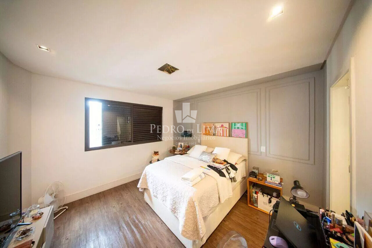 Cobertura Tatuapé 358 metros,3 suítes ,sala para 3 ambientes ,5 vagas 