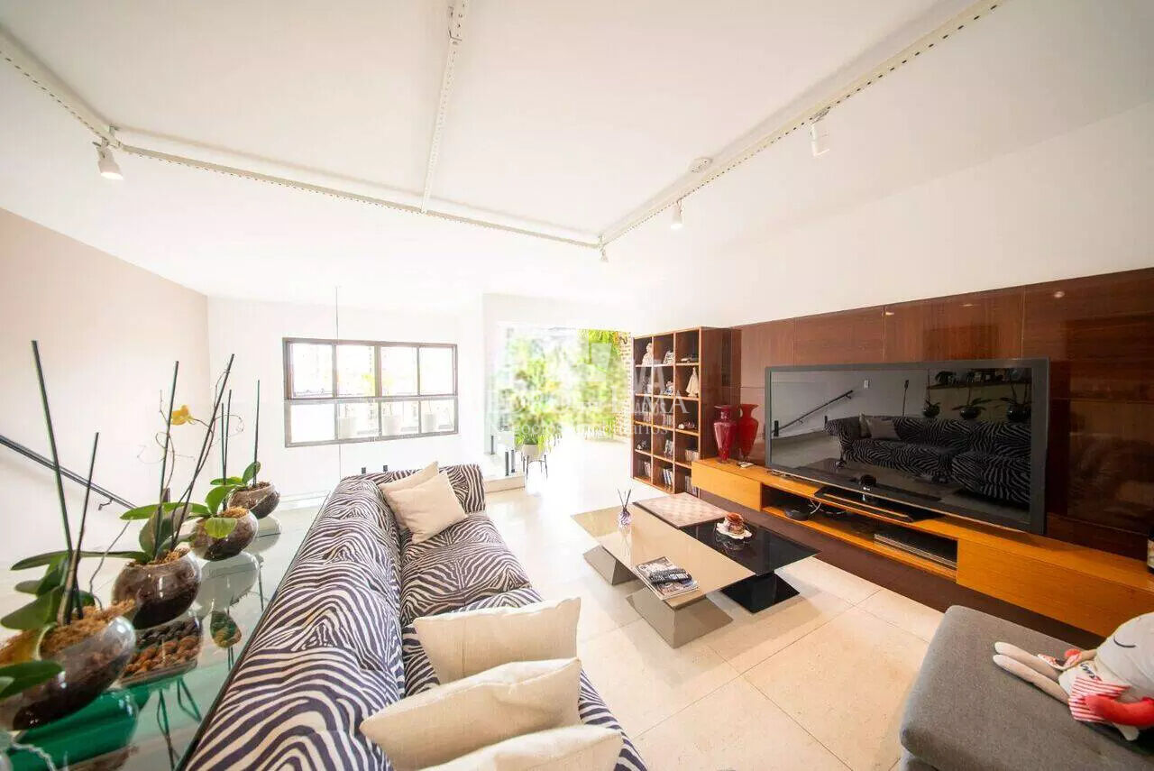 Cobertura Tatuapé 358 metros,3 suítes ,sala para 3 ambientes ,5 vagas 