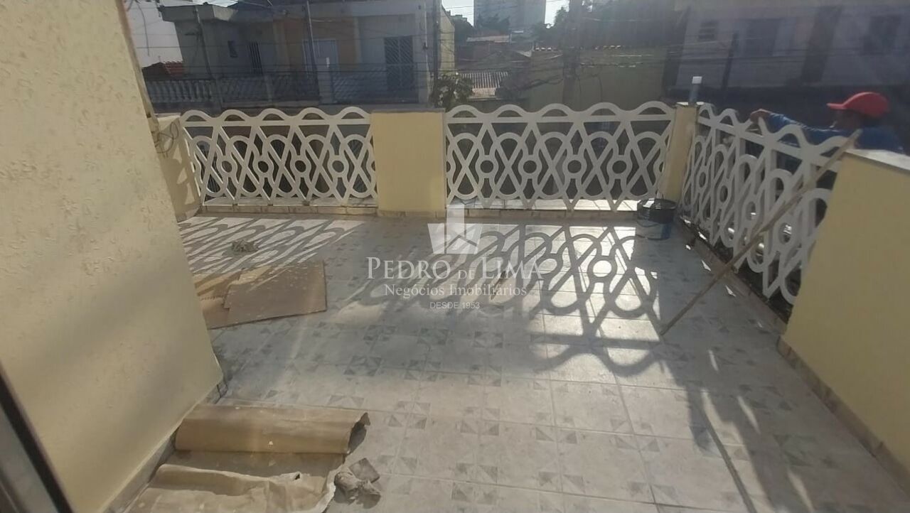 Sobrado frontal  150m²