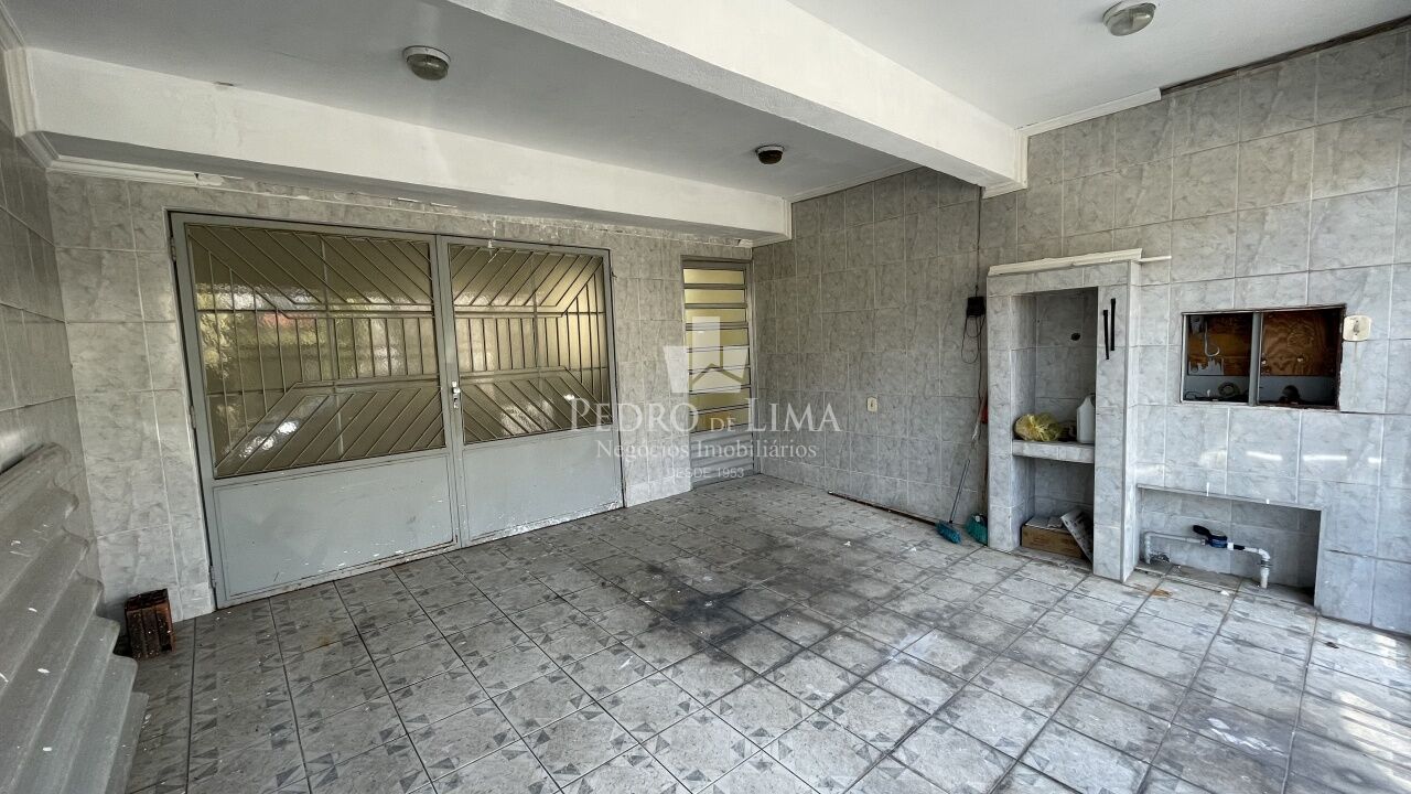 Sobrado frontal  150m²