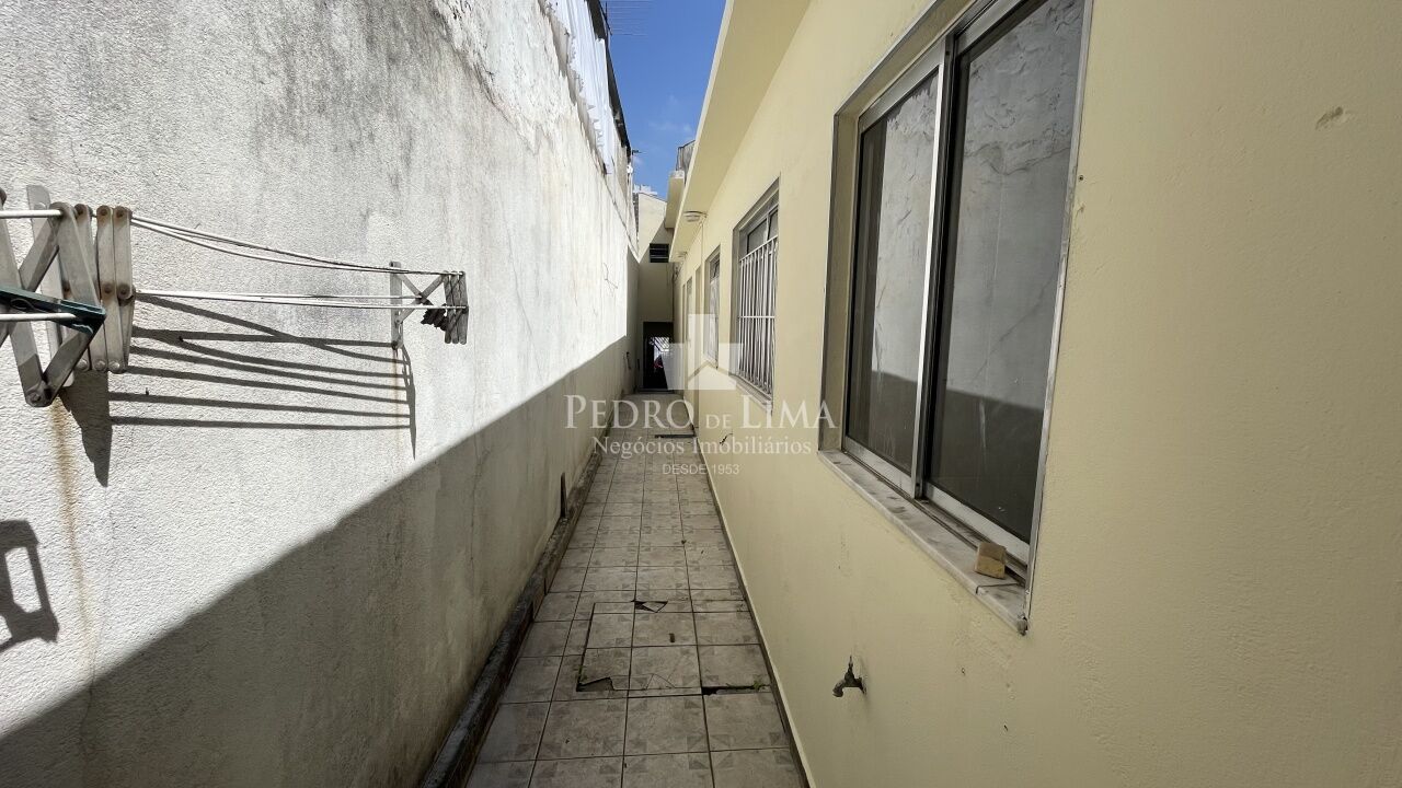 Sobrado frontal  150m²