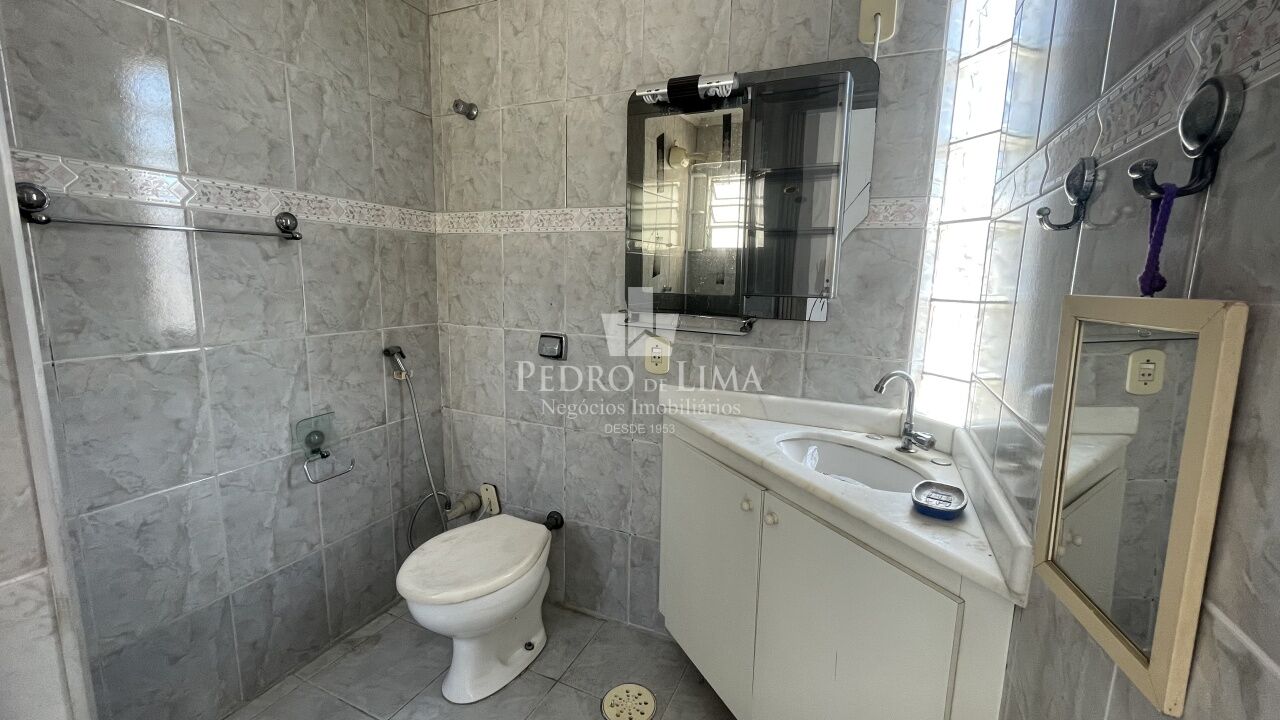 Sobrado frontal  150m²