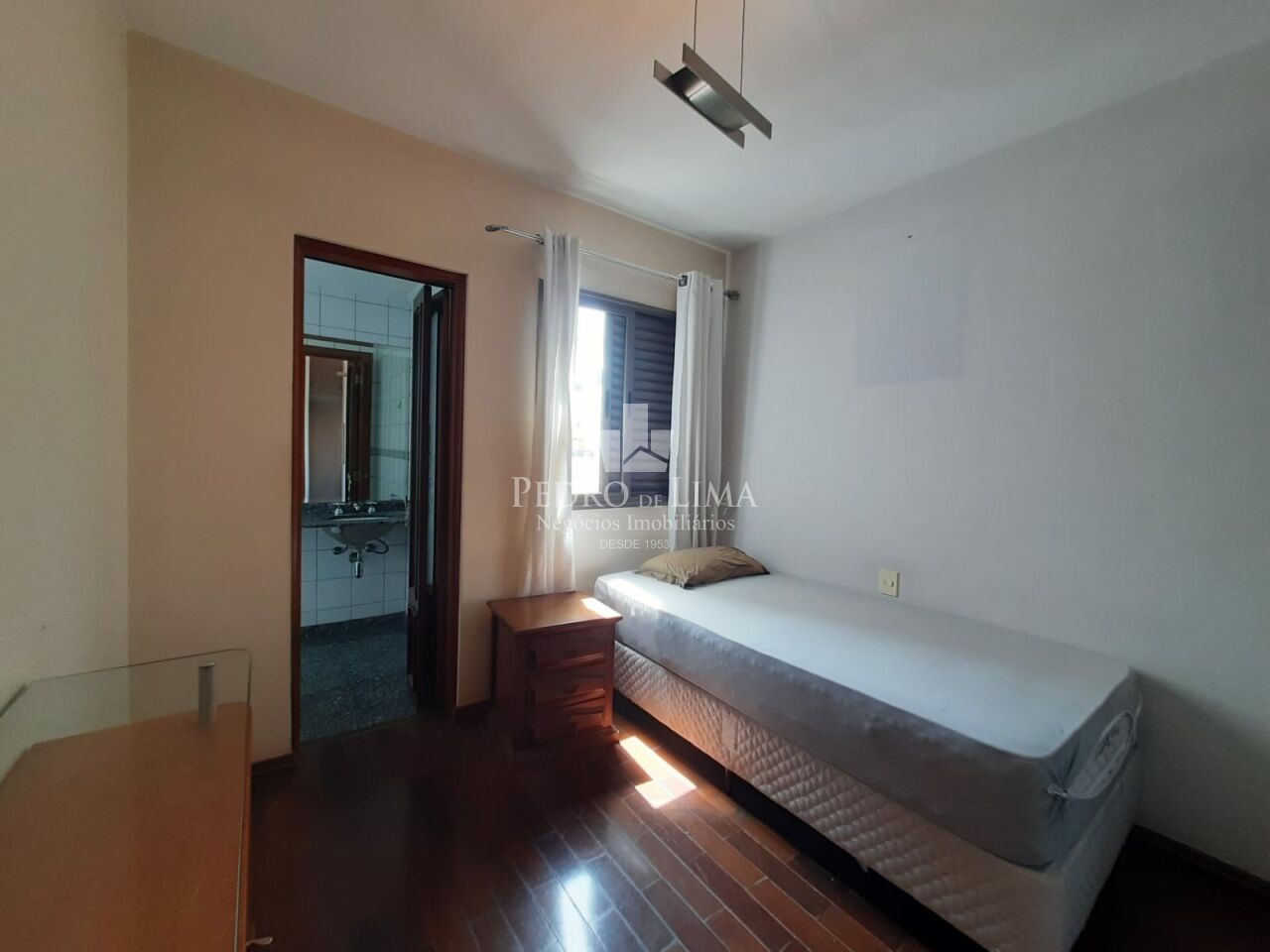 Apartamento com 3 quartos, 1 suíte, 2 vagas fixas em Tatuapé - Condomínio Versatile