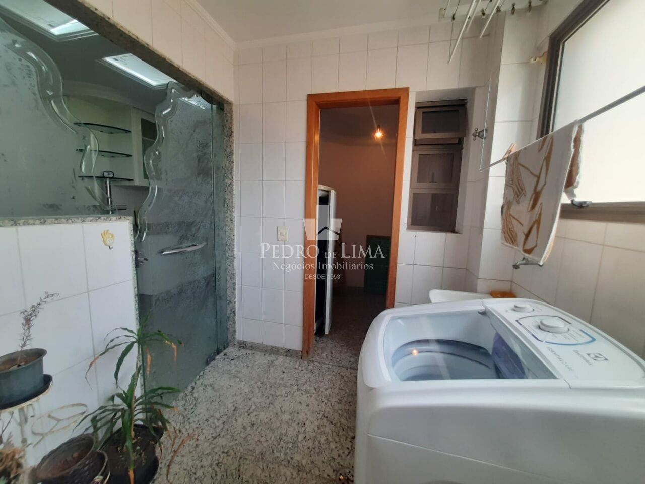 Apartamento com 3 quartos, 1 suíte, 2 vagas fixas em Tatuapé - Condomínio Versatile