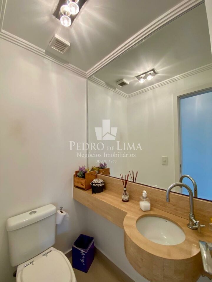Apartamento 4 dormitórios sendo 2 suítes, 4 vagas e varanda gourmet no Condomínio Splendor