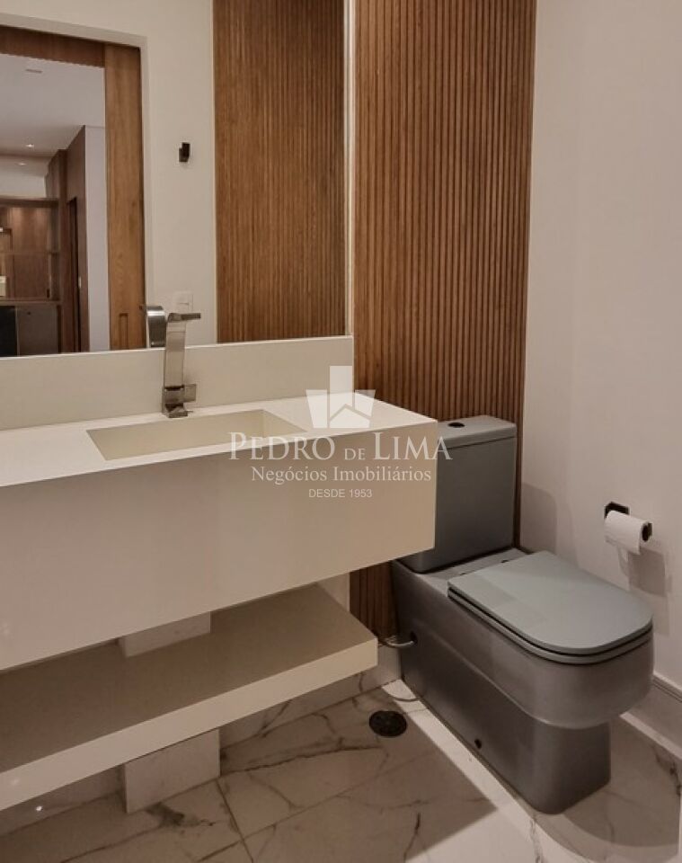 Cobertura duplex com Ofurô no Anália Franco