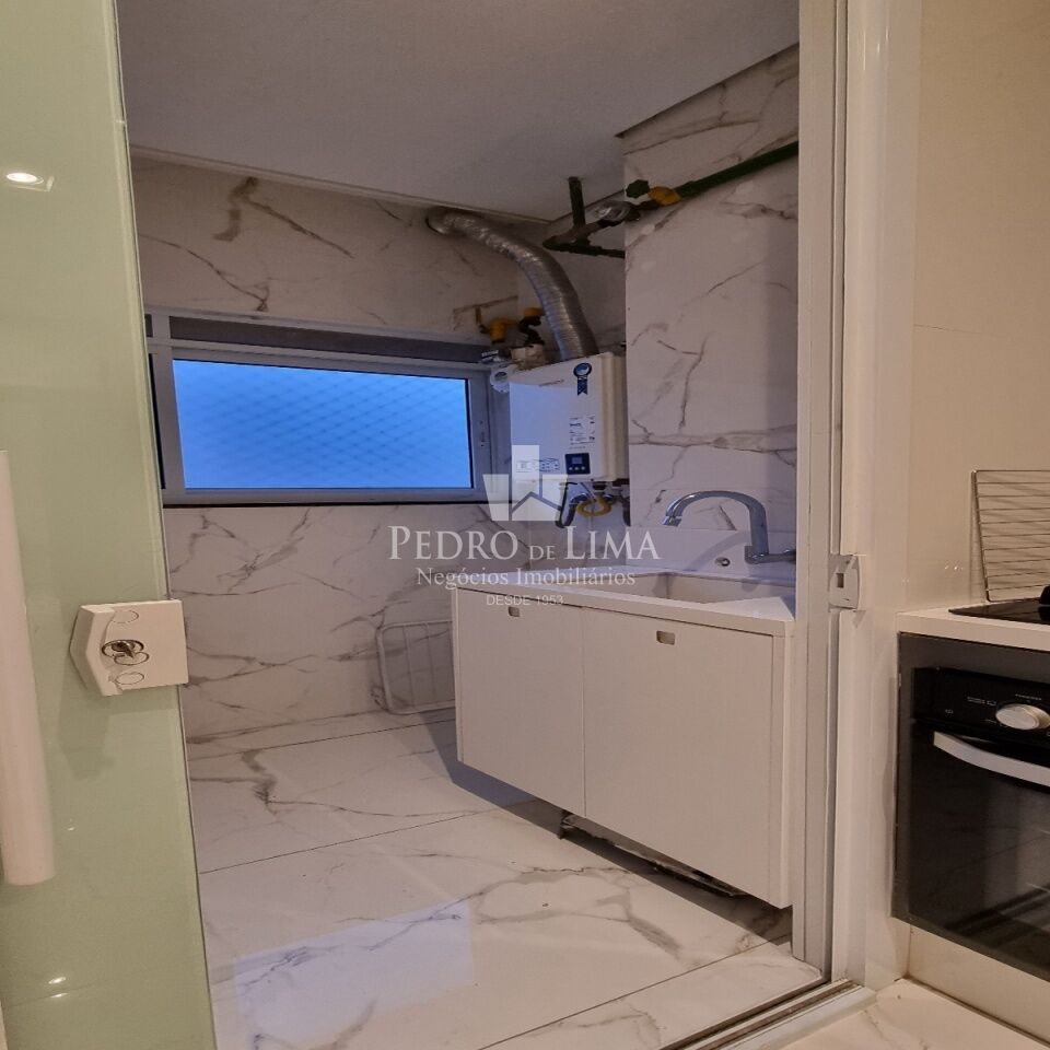 Cobertura duplex com Ofurô no Anália Franco