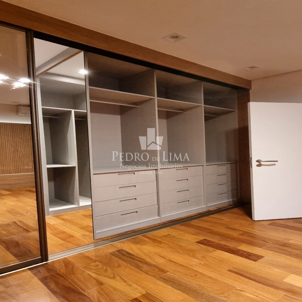 Cobertura duplex com Ofurô no Anália Franco