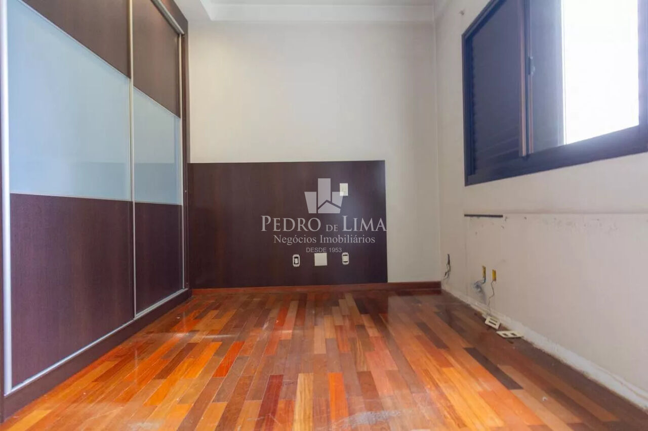 Apartamento Tatuapé - 3 Suítes - 3 Vagas de Garagem