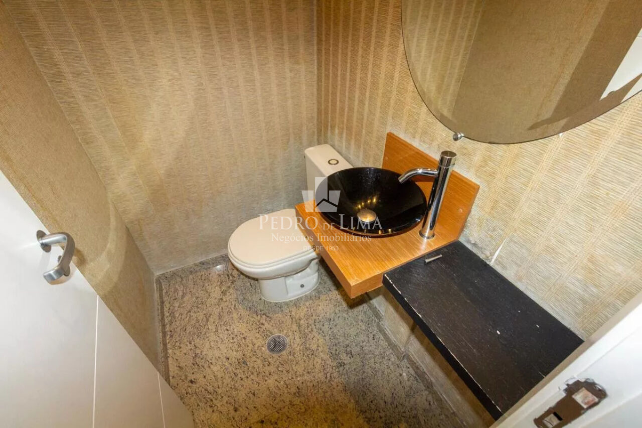 Apartamento Tatuapé - 3 Suítes - 3 Vagas de Garagem