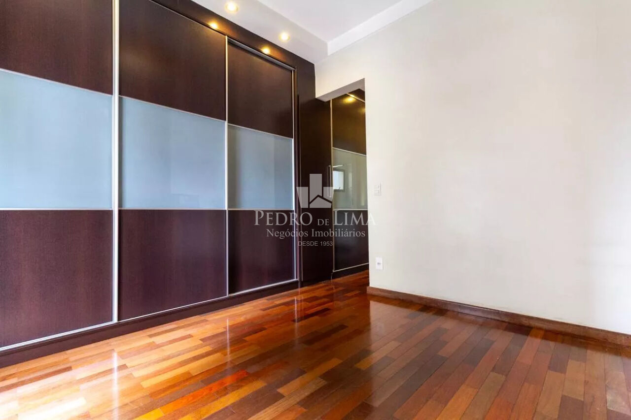 Apartamento Tatuapé - 3 Suítes - 3 Vagas de Garagem