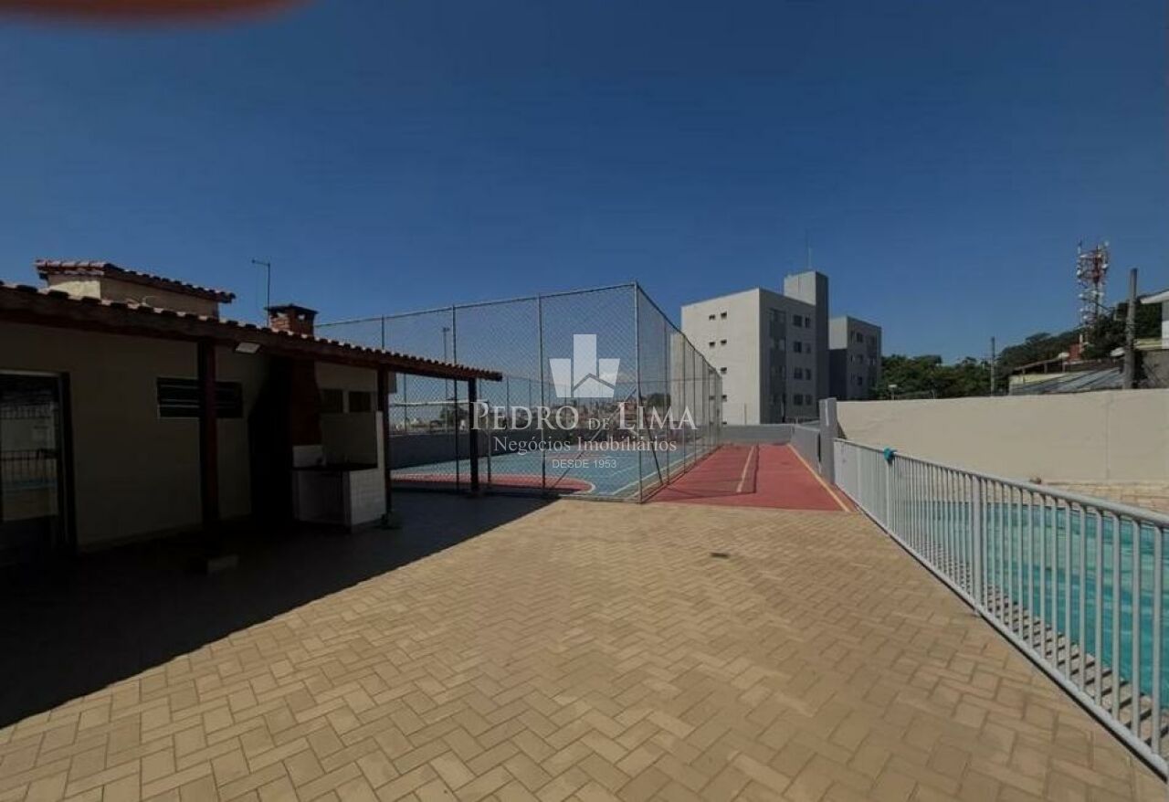 Apartamento 2 dormitórios e uma vaga.